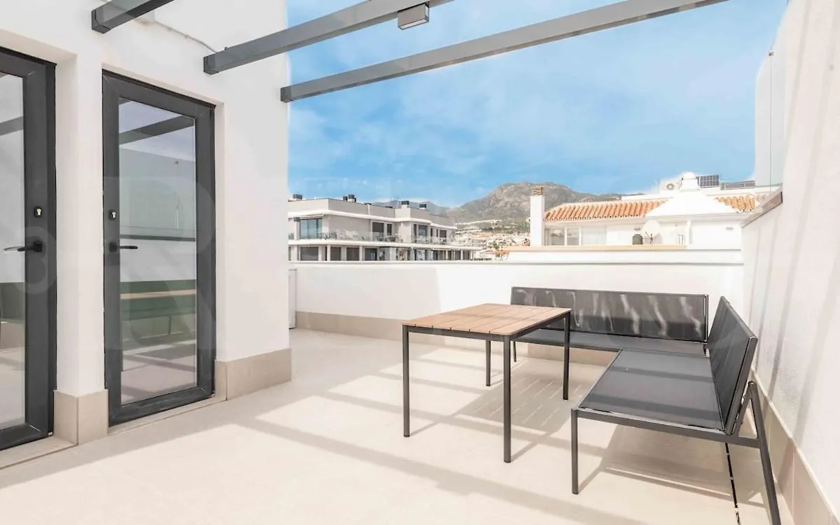 Seaview House With Rooftop Pool, Game Room, Parking Rems Torremolinos Holiday home