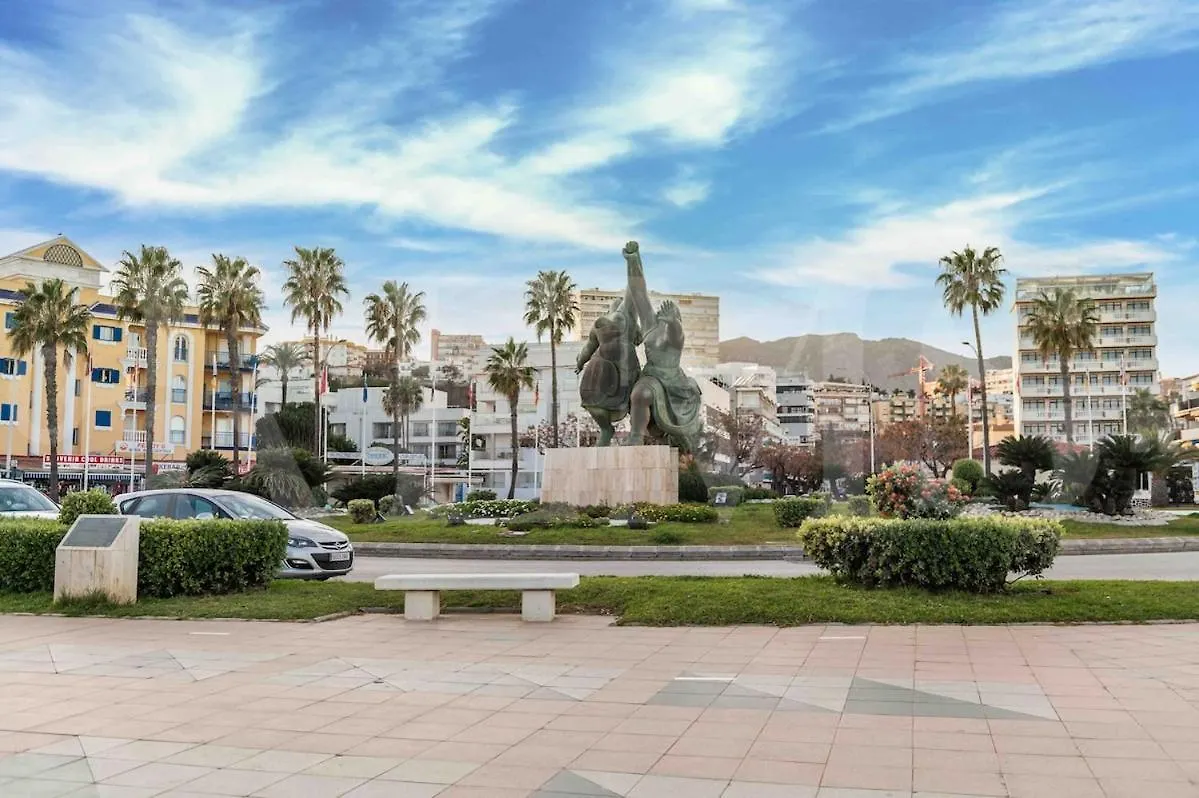 Seaview House With Rooftop Pool, Game Room, Parking Rems Torremolinos Spain