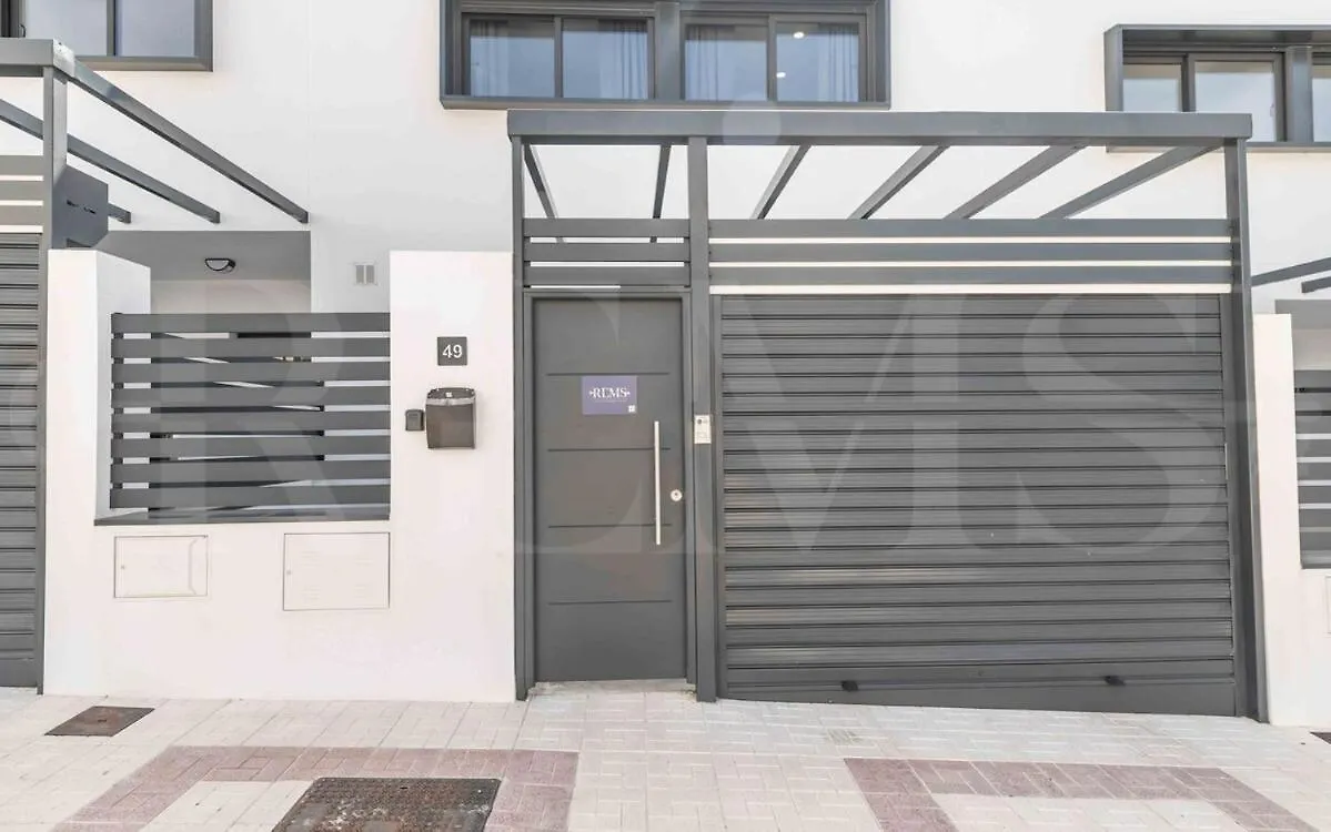 Holiday home Seaview House With Rooftop Pool, Game Room, Parking Rems Torremolinos Spain