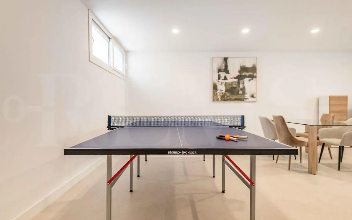 Seaview House With Rooftop Pool, Game Room, Parking Rems Torremolinos