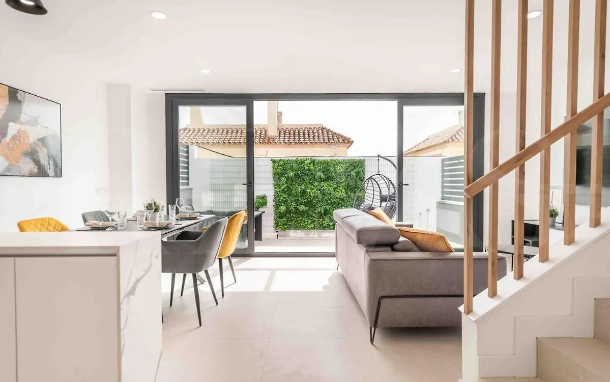 Holiday home Seaview House With Rooftop Pool, Game Room, Parking Rems Torremolinos
