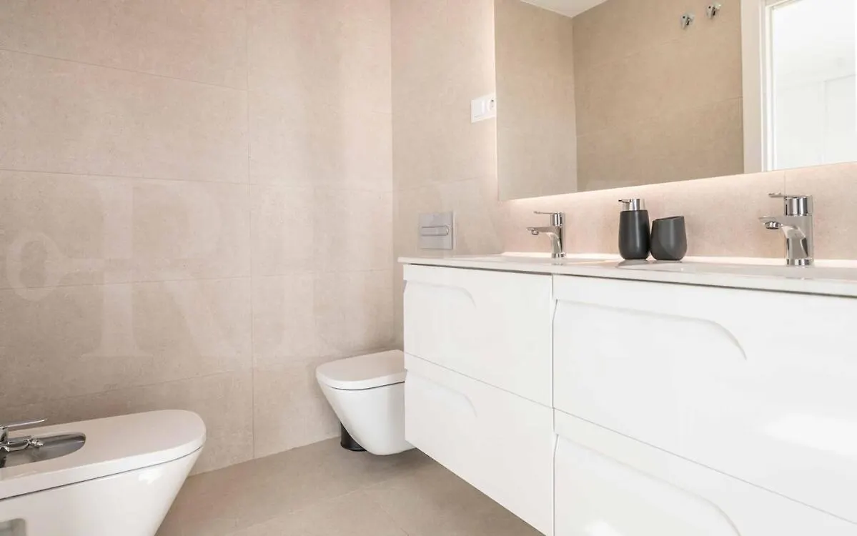 Seaview House With Rooftop Pool, Game Room, Parking Rems Torremolinos 0*,