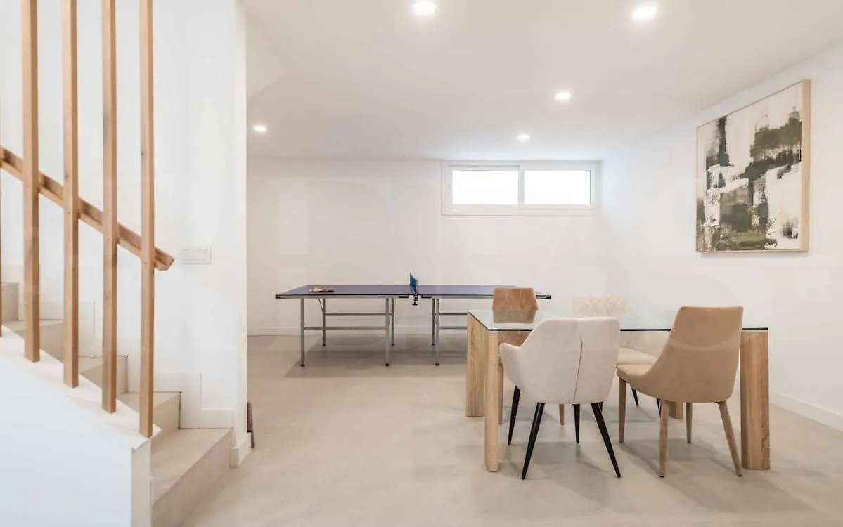 Holiday home Seaview House With Rooftop Pool, Game Room, Parking Rems Torremolinos Spain